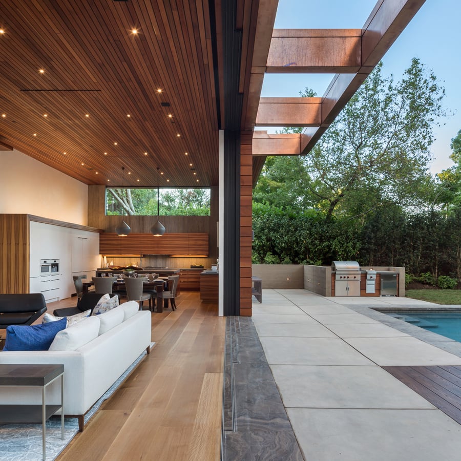 andersen big door from livingroom to outdoor pool